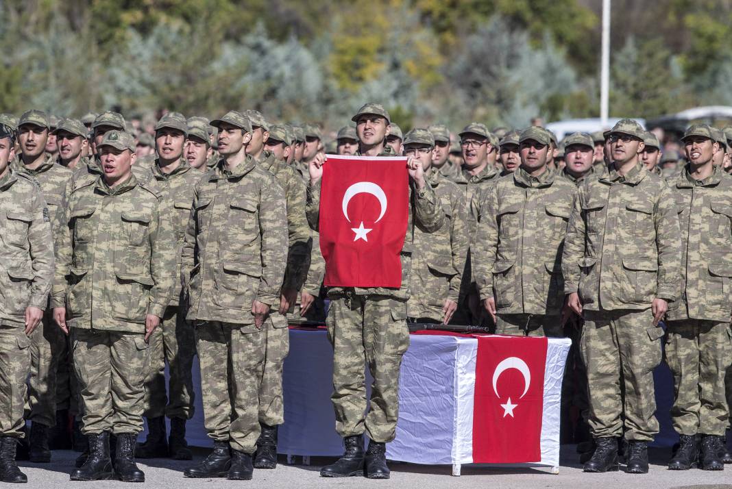 4604 kişiye askerlik kariyeri kapısı açıldı! MSB ve Jandarma alımlarında son günler yaklaşıyor 1